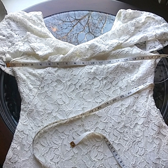 Lauren Ralph Lauren Women's Tamalira Floral Lace Cocktail Dress. Size 6 - Picture 16 of 17